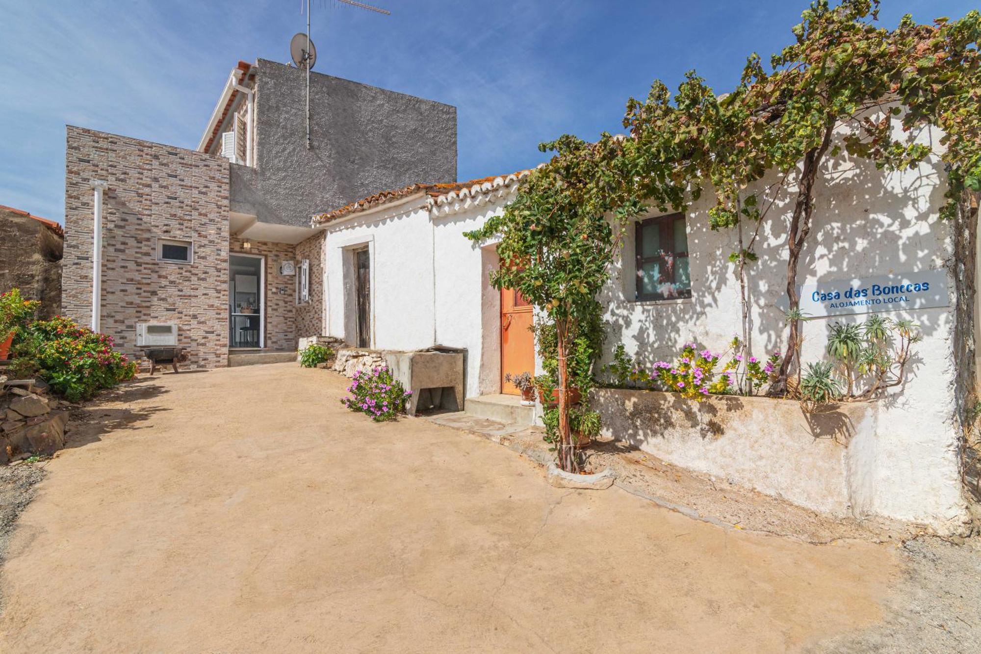 Casa Das Bonecas Farelos de Baixo Exterior photo